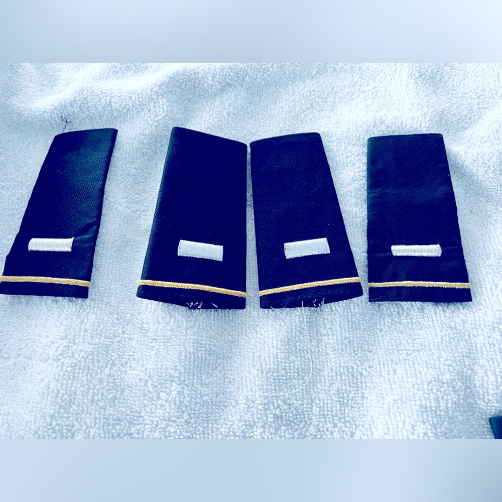 Men’s US Army ASU shoulder boards for button down shirt.